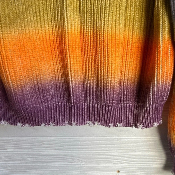 The Indigo Child Distressed Rainbow Sprayed V Neck Sweater Colorful Sz M - Picture 7 of 14